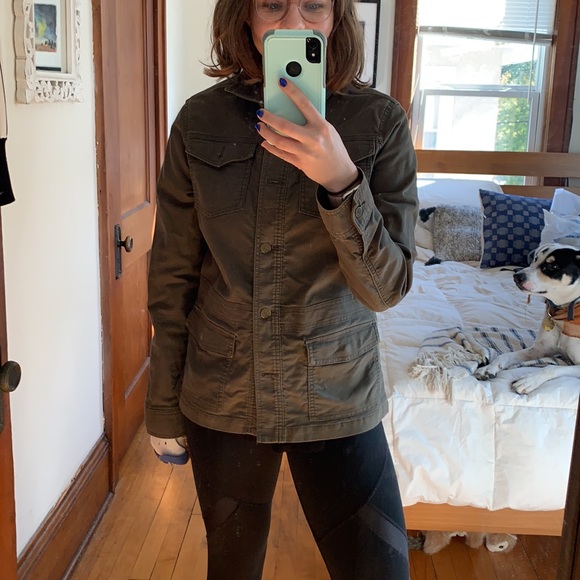 Eddie Bauer Olive Utility Shacket - Picture 4 of 4